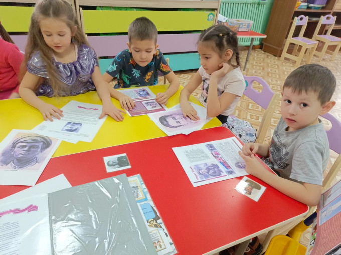 Беседа "Детям о блокадном Ленинграде" Беседа "Детям о блокадном Ленинграде".